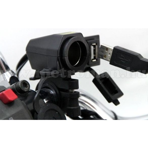 Motorkerékpár szivargyújtó aljzat, vízmentes, 12 V, USB-vel