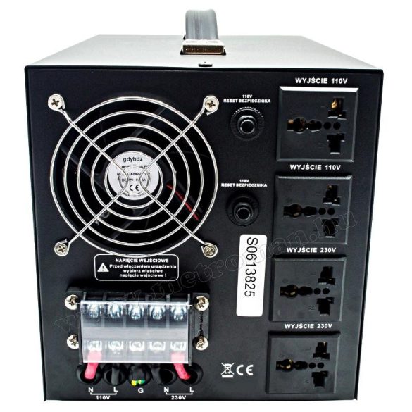 Feszültség átalakító konverter 230V/110V 3000W, KN3000 SoftStart